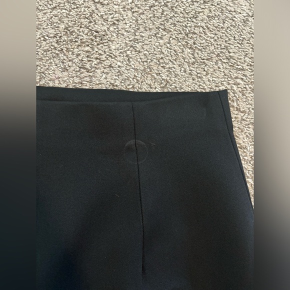 🆕 ZARA Asymmetrical Mini Skirt in Black - Picture 9 of 9